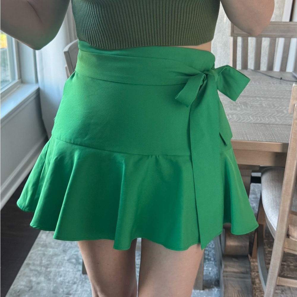 ZARA St Patrick’s Green Wrap Skort Skirt with Shorts Under with Side Tie Bow - Picture 12 of 16